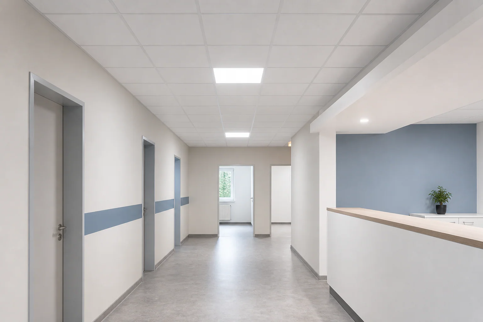 Rasterdecke in einem Praxisflur